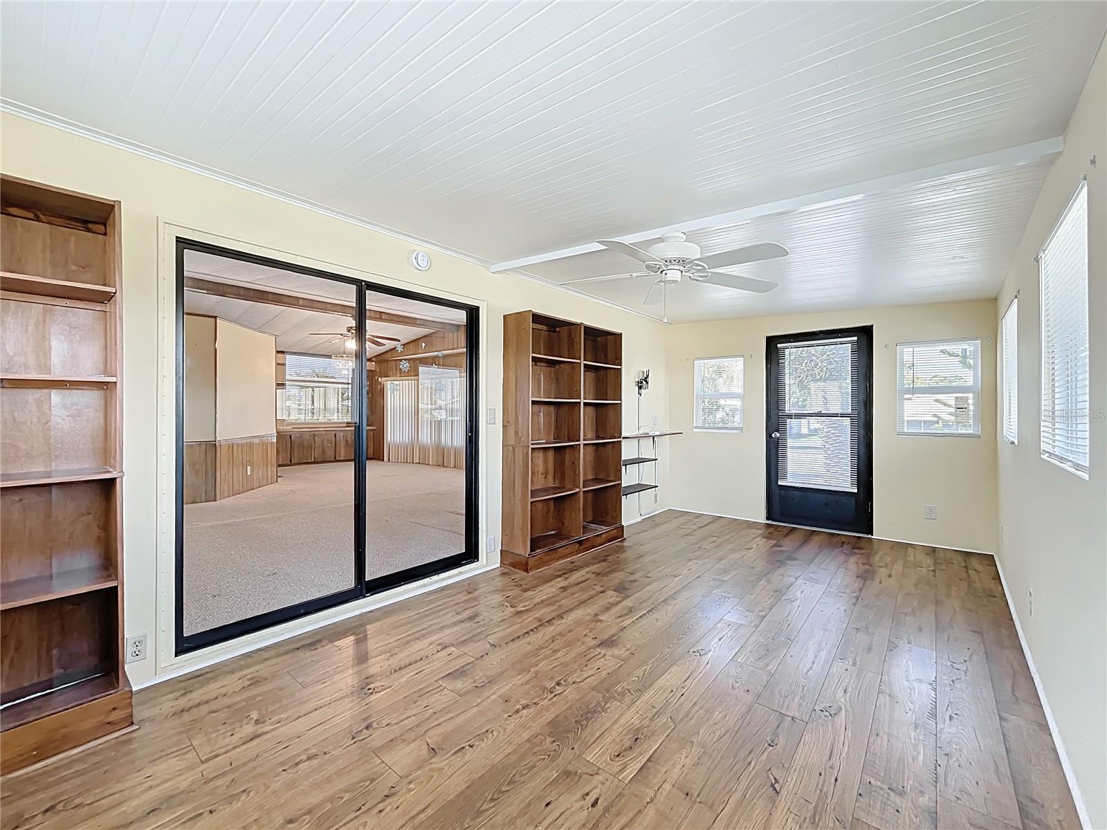 LAKE FRANCES ESTATE - Residential