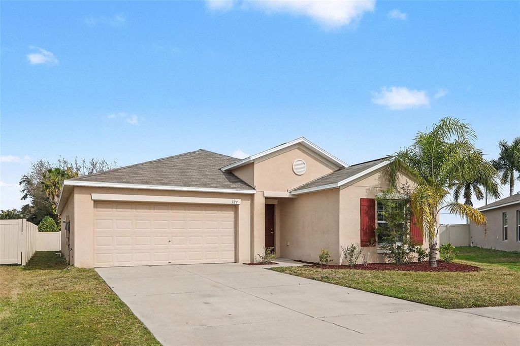 Photo of 327 Cascade Bend Drive, Ruskin, FL 33570 (MLS # O6373627)