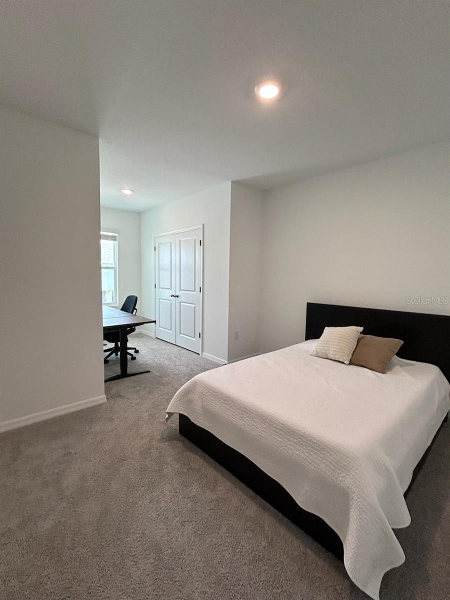 MANGROVE MANOR PH 2 & 3 - Residential Lease