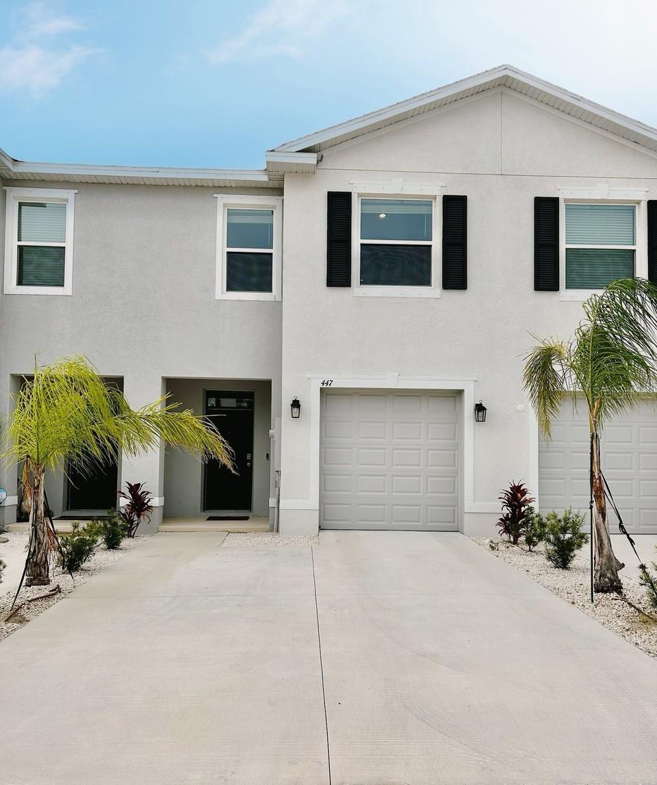 Welcome to this beautiful 2024 newly built townhome featuring 3 bedrooms, 2.5 bathrooms, and a scenic pond view. A large sliding door opens to peaceful outdoor surroundings, perfect for relaxing or entertaining. Inside, you'll find a modern kitchen equipped with new stainless steel appliances and a spacious walk-in pantry, ideal for everyday convenience. The master suite offers walk-in closets and a sleek bathroom with a double vanity. The home also features a one-car garage and a two-car driveway as well concrete walls on both levels for added privacy.
A washer and dryer are included, along with a linen closet for extra storage. Water and lawn care are covered in the rent. The home is part of a welcoming, family-friendly community with access to a resort-style pool and a playground.
Conveniently located near various grocery stores, fitness centers, restaurants, and with quick access to major roads. Just minutes away from the Apollo Beach Nature Preserve, perfect for an evening stroll on the beach.