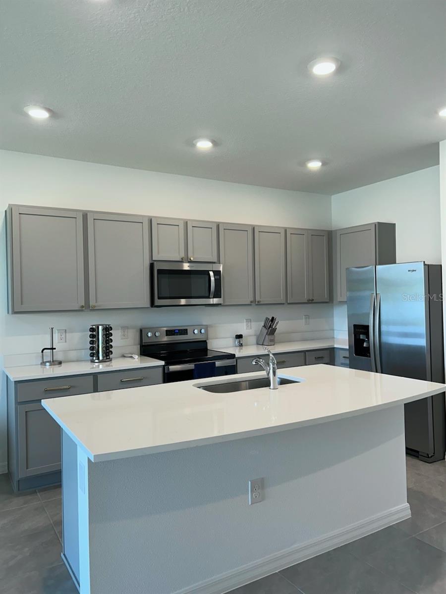 MANGROVE MANOR PH 2 & 3 - Residential Lease