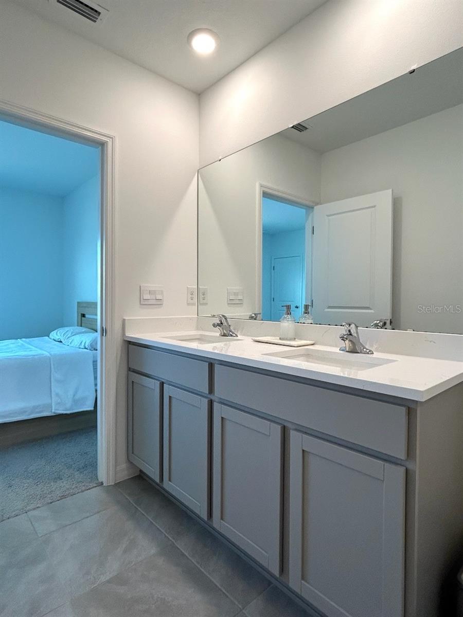 MANGROVE MANOR PH 2 & 3 - Residential Lease
