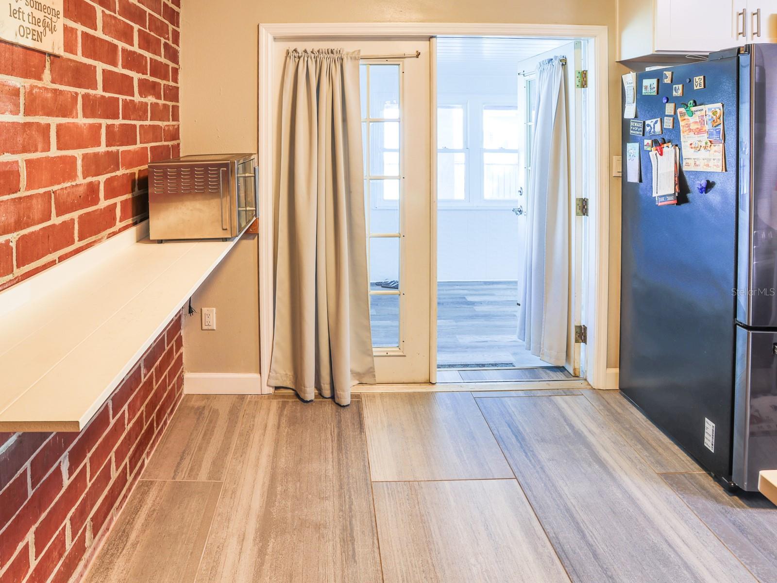 COUNTRY CLUB ADD - Residential