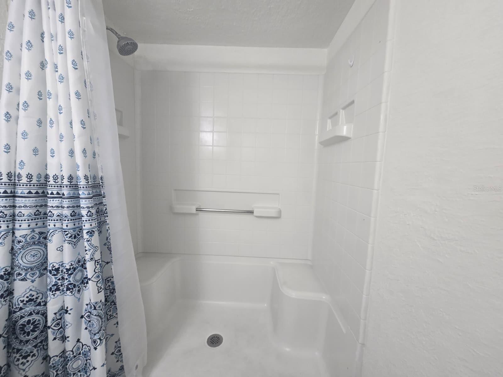 DESTINY SPGS CONDO - Residential Lease