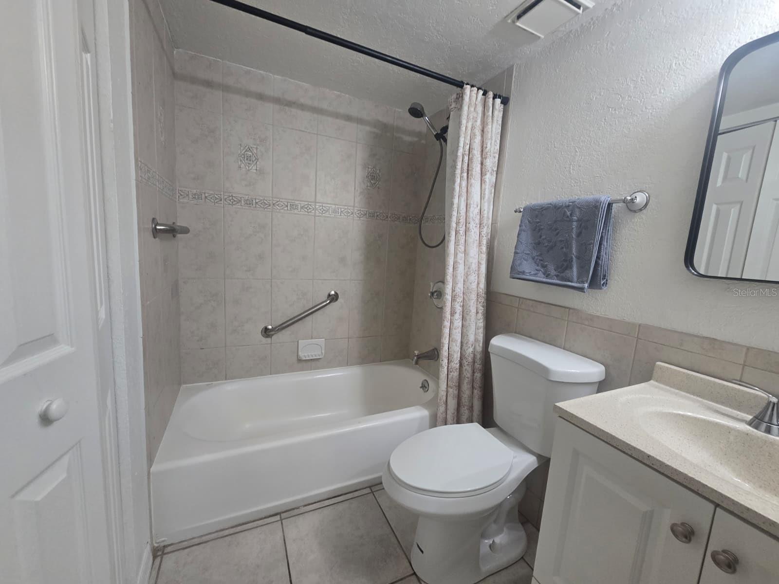 DESTINY SPGS CONDO - Residential Lease
