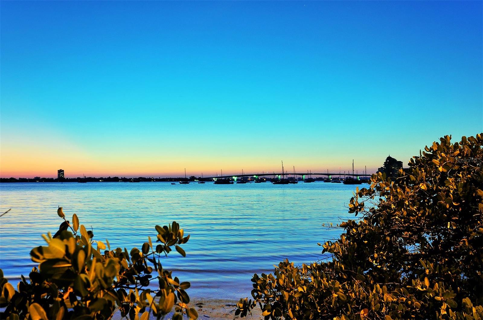 EMBASSY HOUSE - Residential