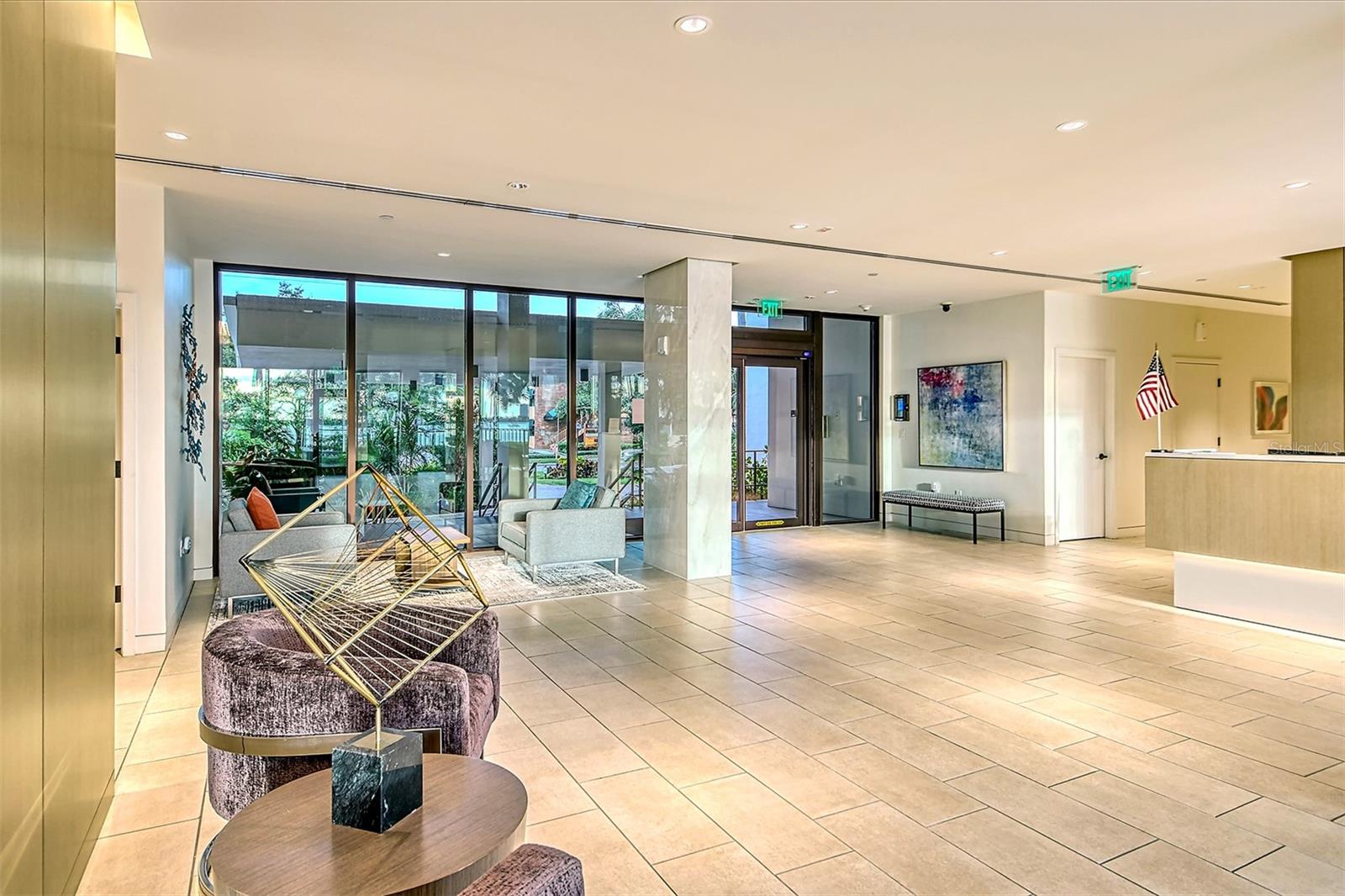 EMBASSY HOUSE - Residential