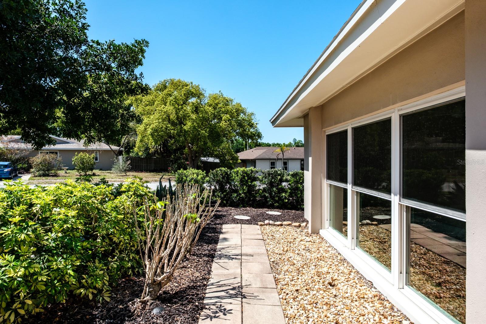 WESTLAKE VILLAGE - Residential