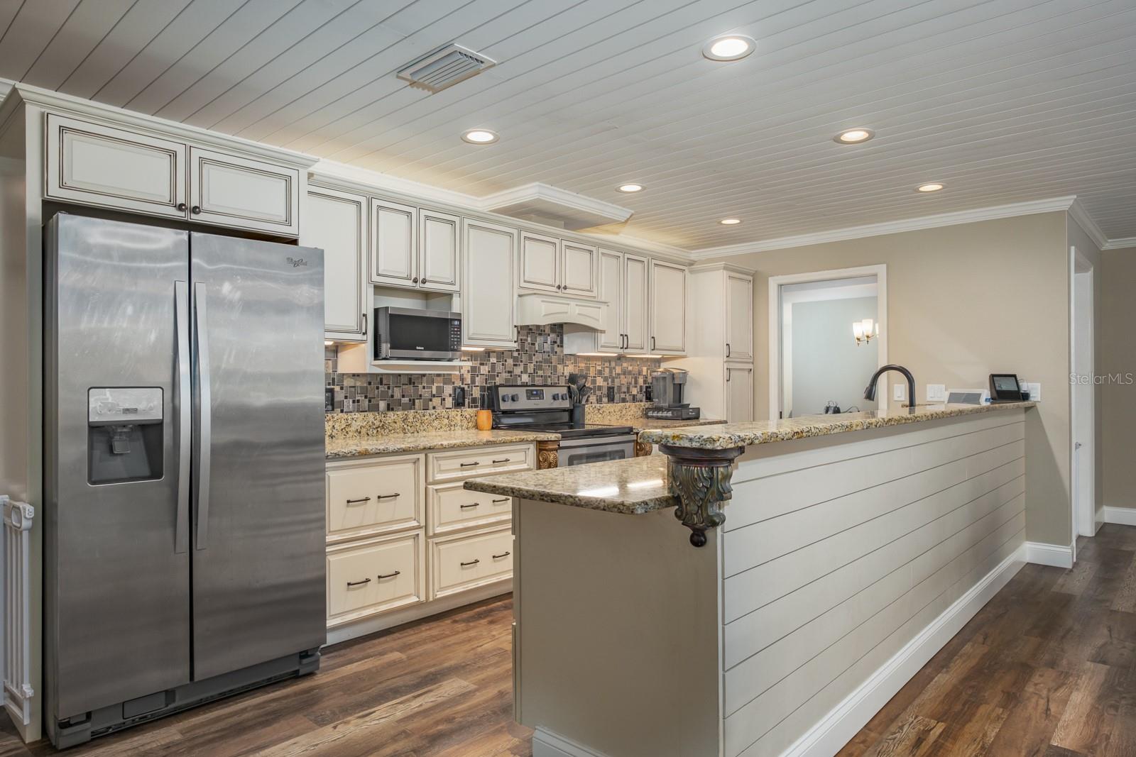 WESTLAKE VILLAGE - Residential