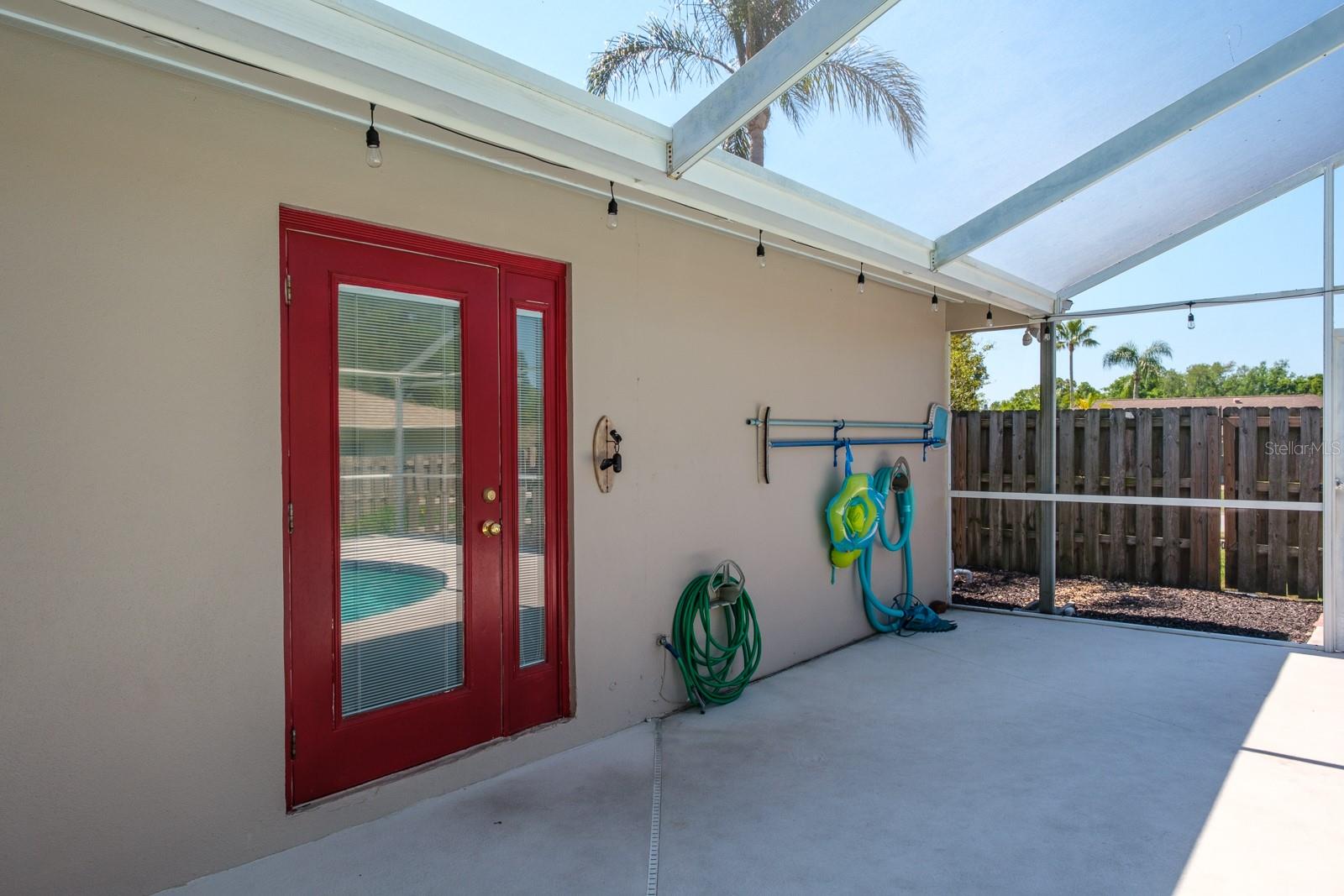 WESTLAKE VILLAGE - Residential