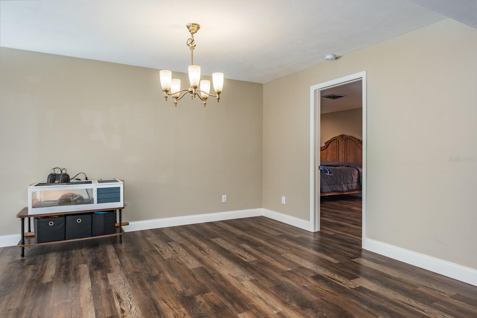 WESTLAKE VILLAGE - Residential