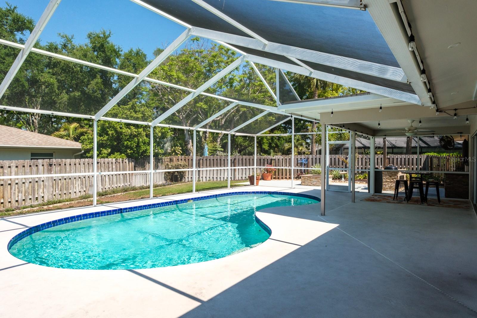 WESTLAKE VILLAGE - Residential