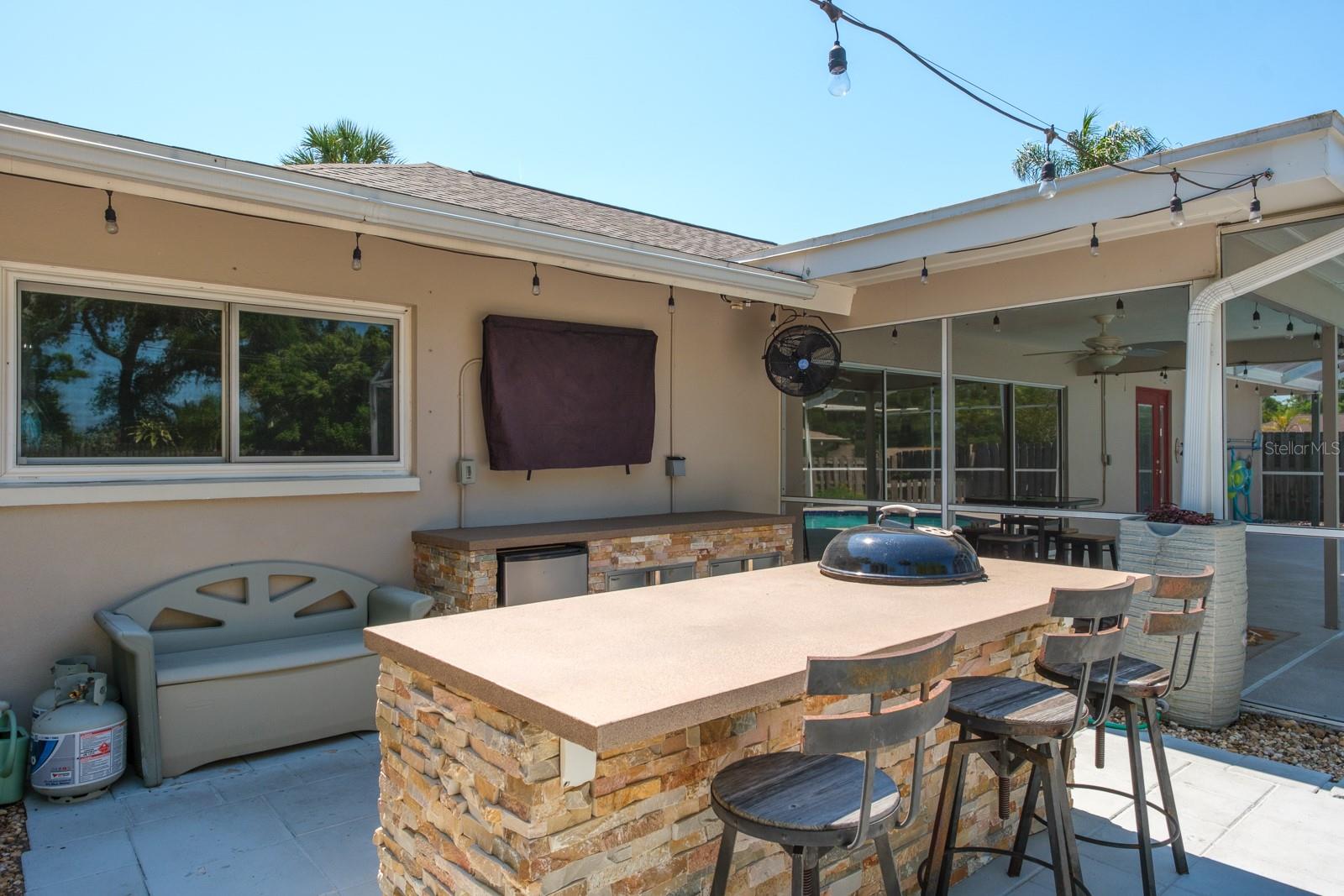 WESTLAKE VILLAGE - Residential