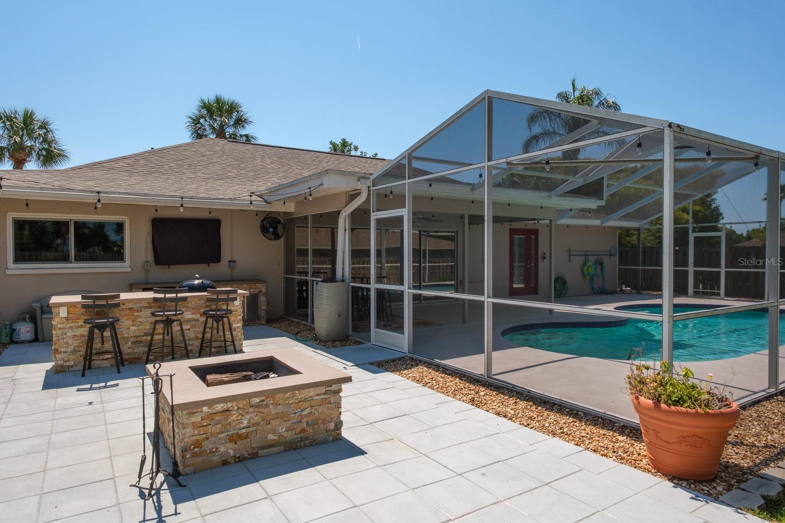 WESTLAKE VILLAGE - Residential