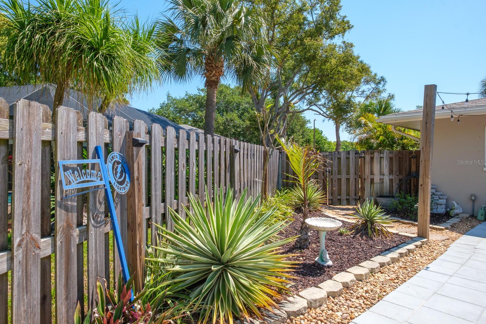 WESTLAKE VILLAGE - Residential