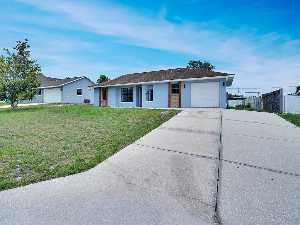 925 ROSWELL TERRACE