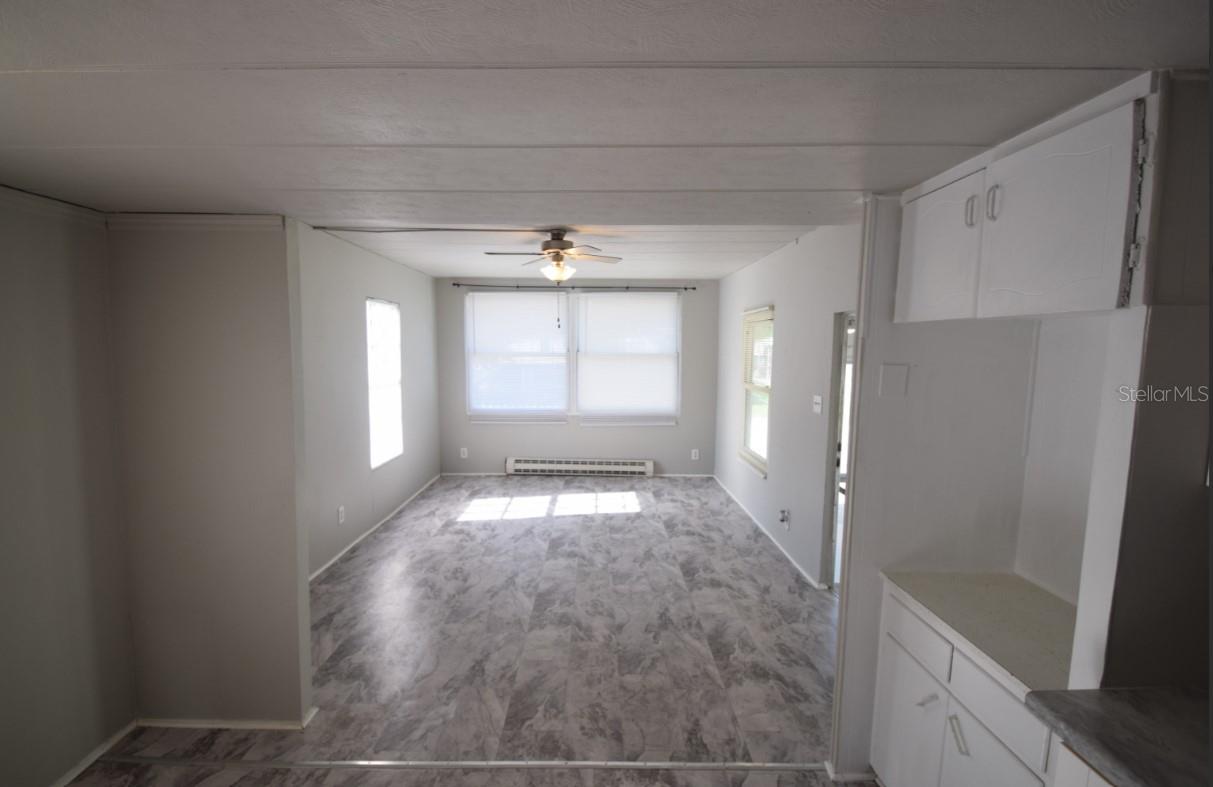 PEACH TREE HILL - Residential Lease