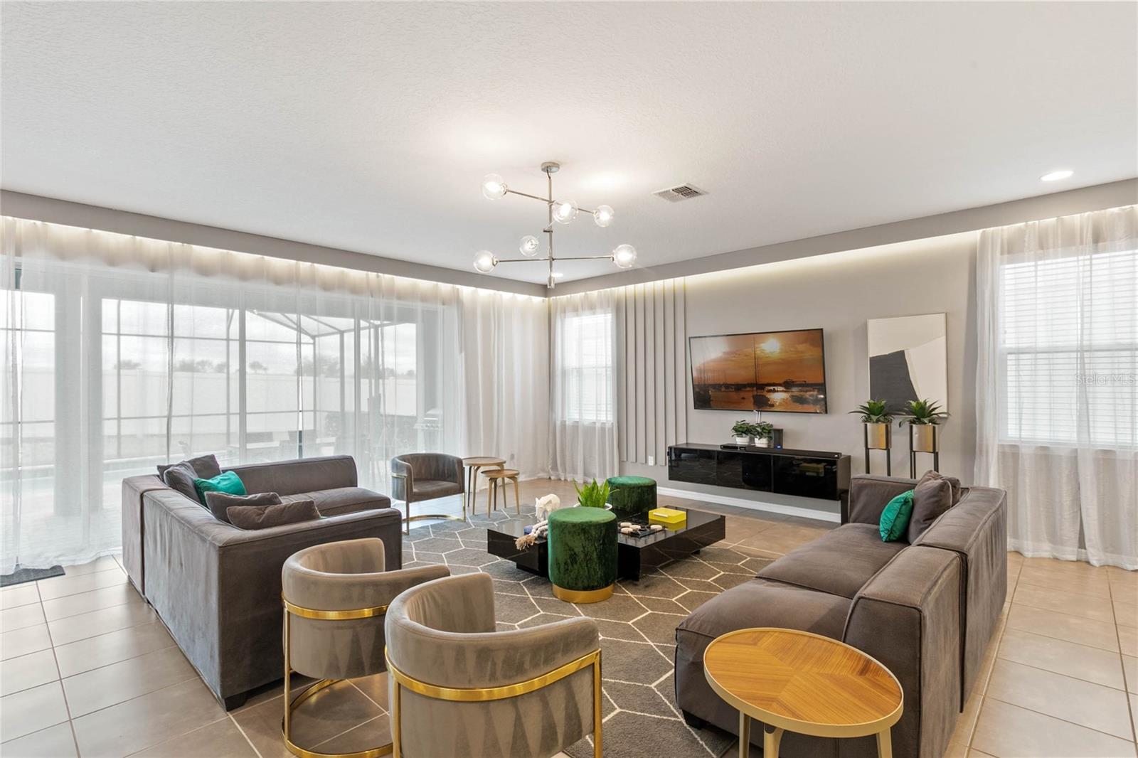 SOLARA RESORT - Residential