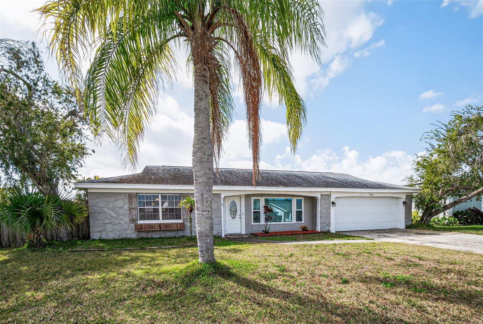 BEACON SQUARE - Residential