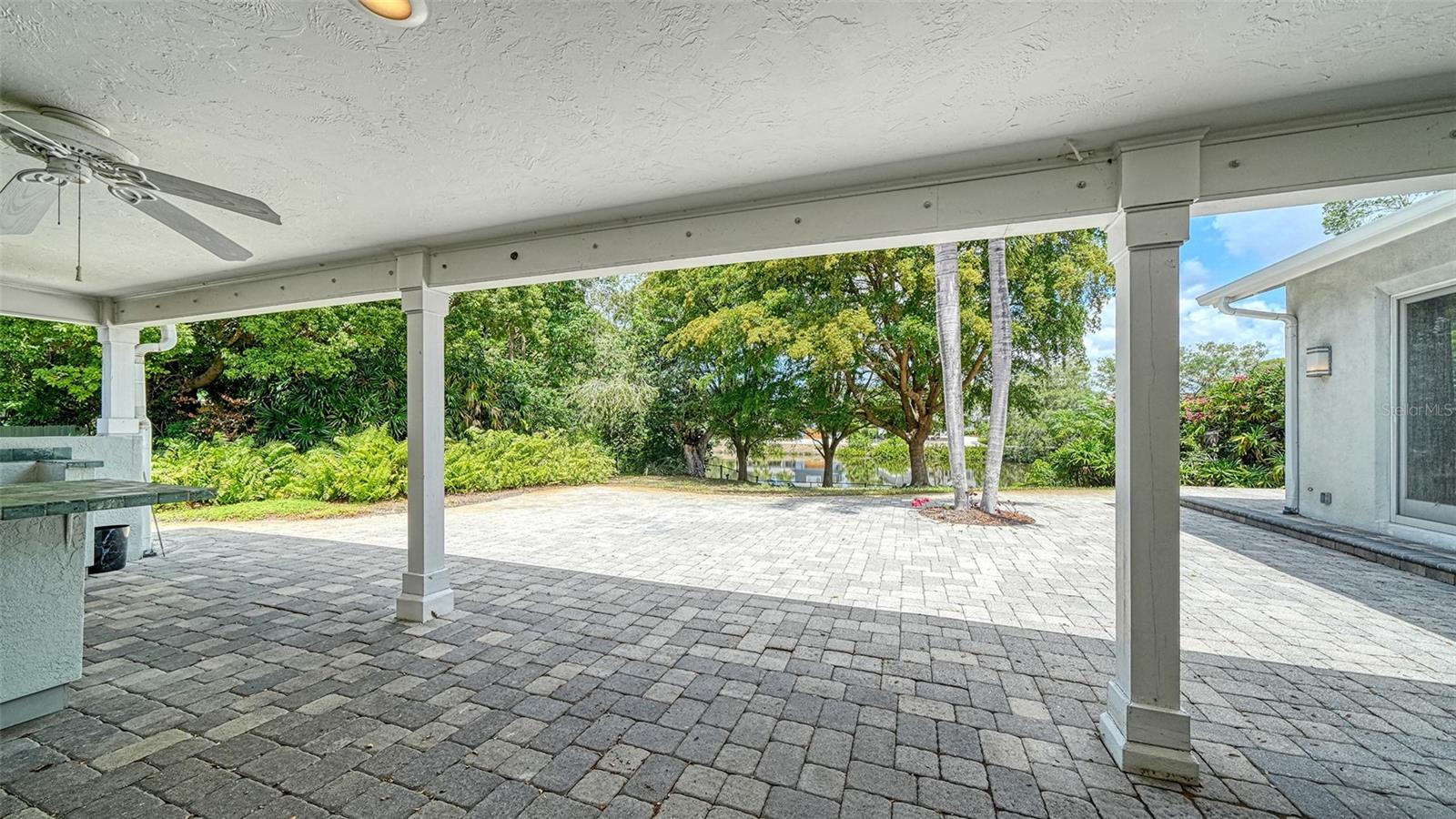 SOUTH GATE - Residential