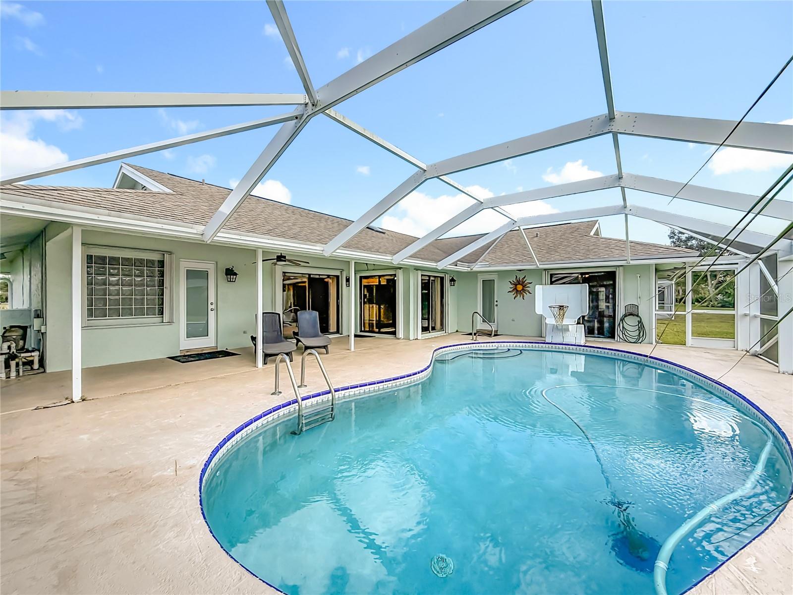 13812 COLUMBINE AVENUE