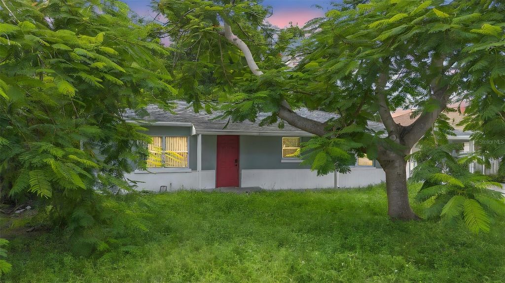 Photo of 1918 Grace Avenue, Fort Myers, FL 33901 (MLS # O6354399)
