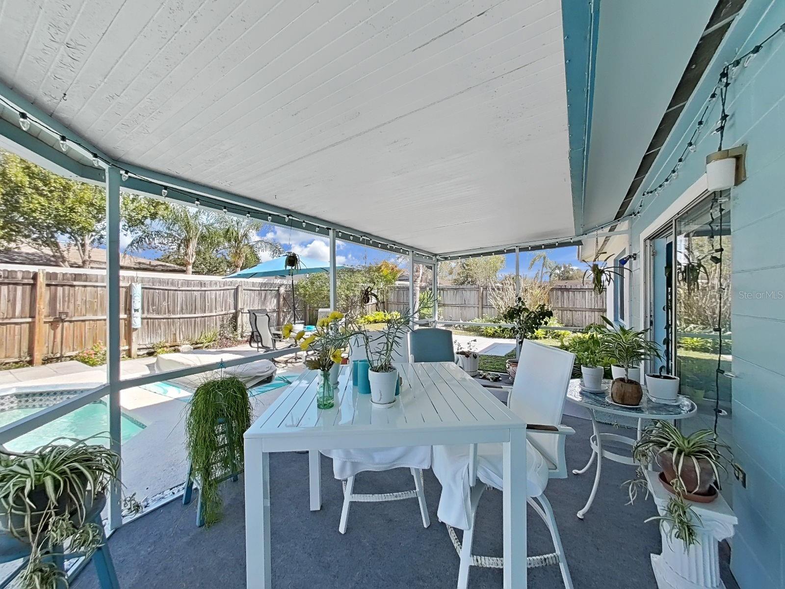 CARROLLWOOD MEADOWS UN II SEC - Residential