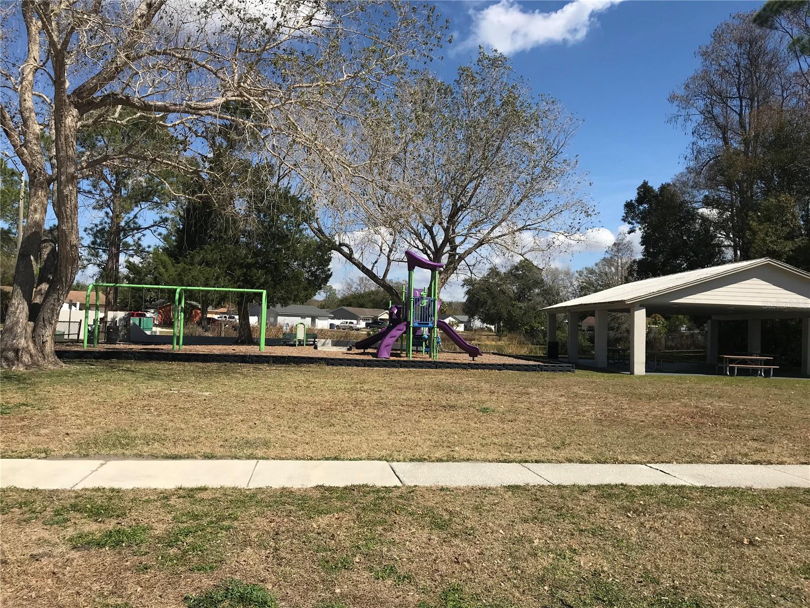 CARROLLWOOD MEADOWS UN II SEC - Residential