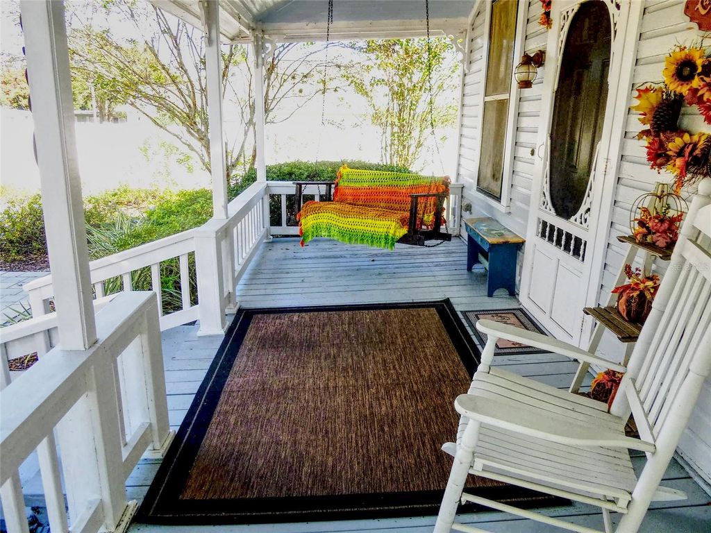 Photo of 280 Overocker Circle, Frostproof, FL 33843 (MLS # K4903106)