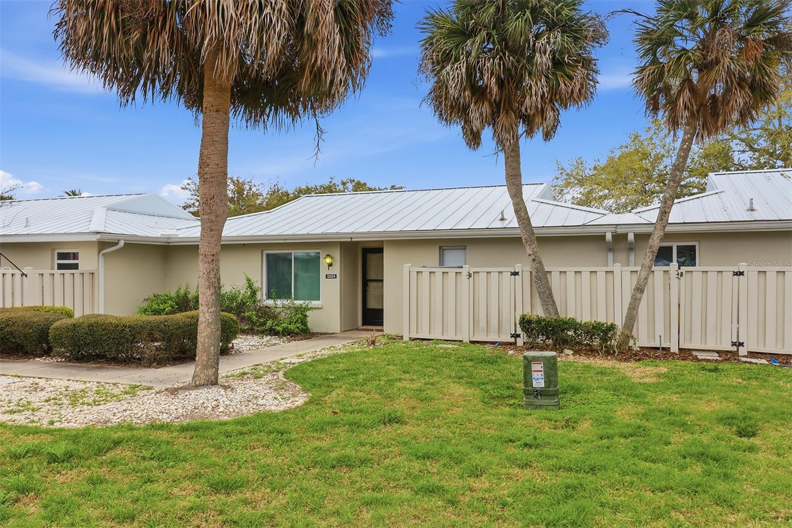 BAY VILLAS BLDG #1 & 2 - Residential