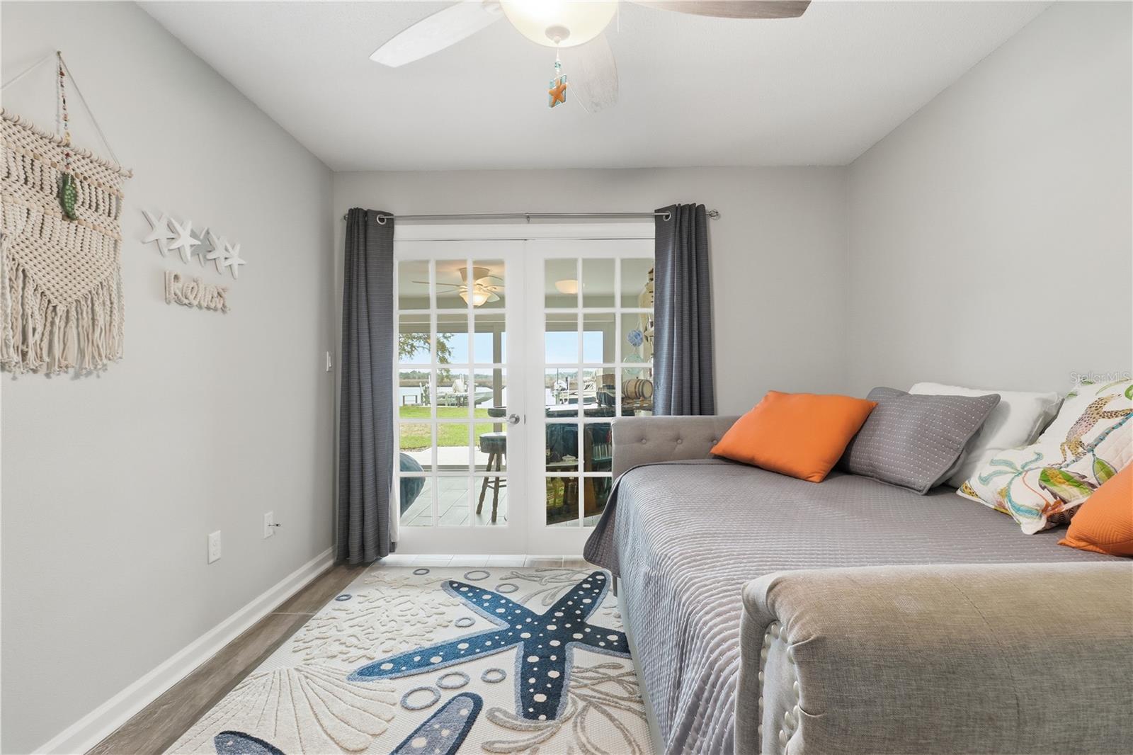 BAY VILLAS BLDG #1 & 2 - Residential