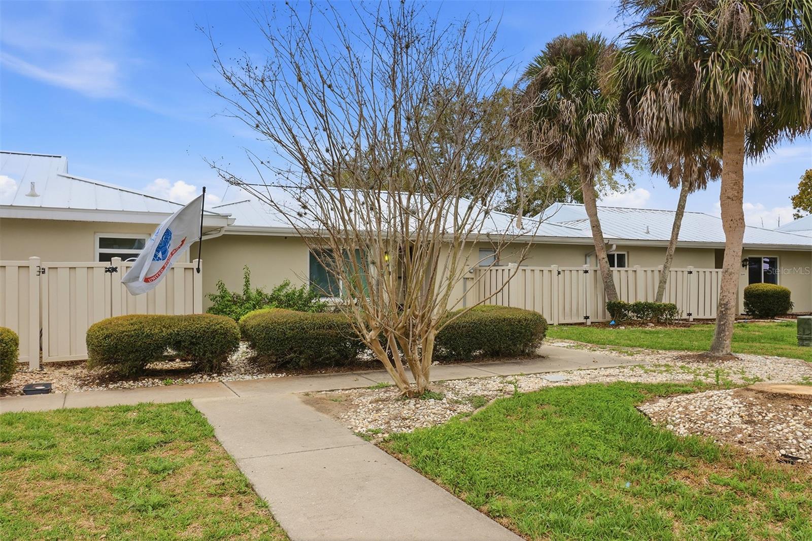 BAY VILLAS BLDG #1 & 2 - Residential