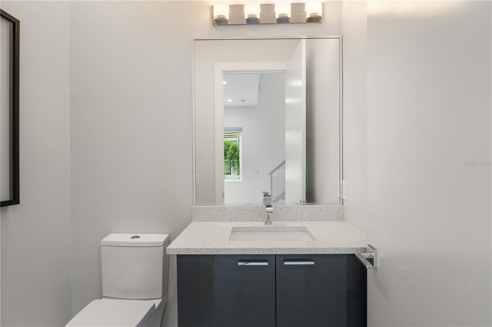 SIESTA BEACH - Residential