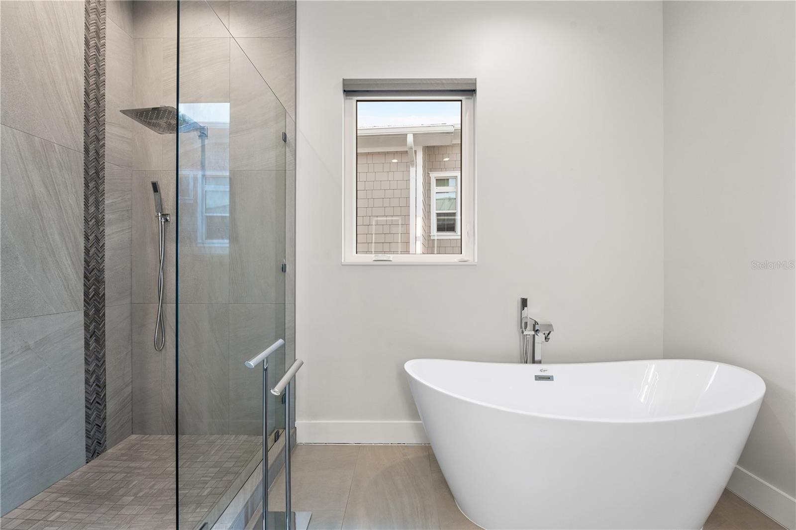 SIESTA BEACH - Residential