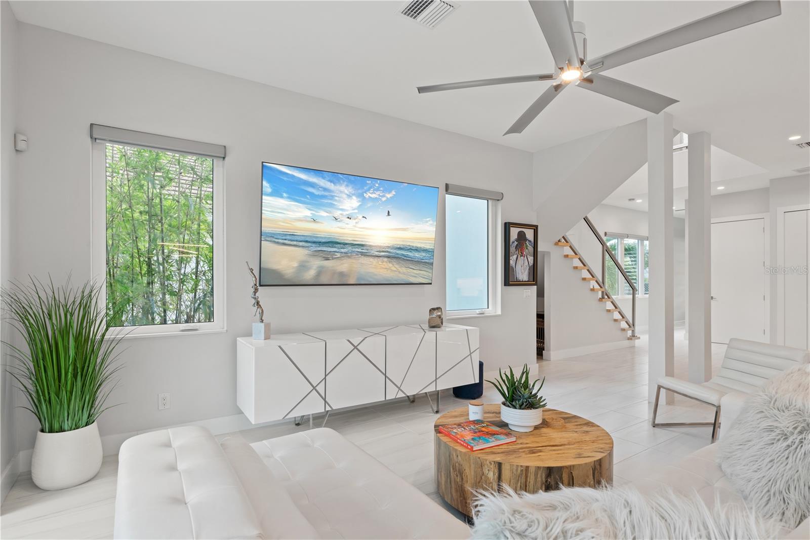 SIESTA BEACH - Residential