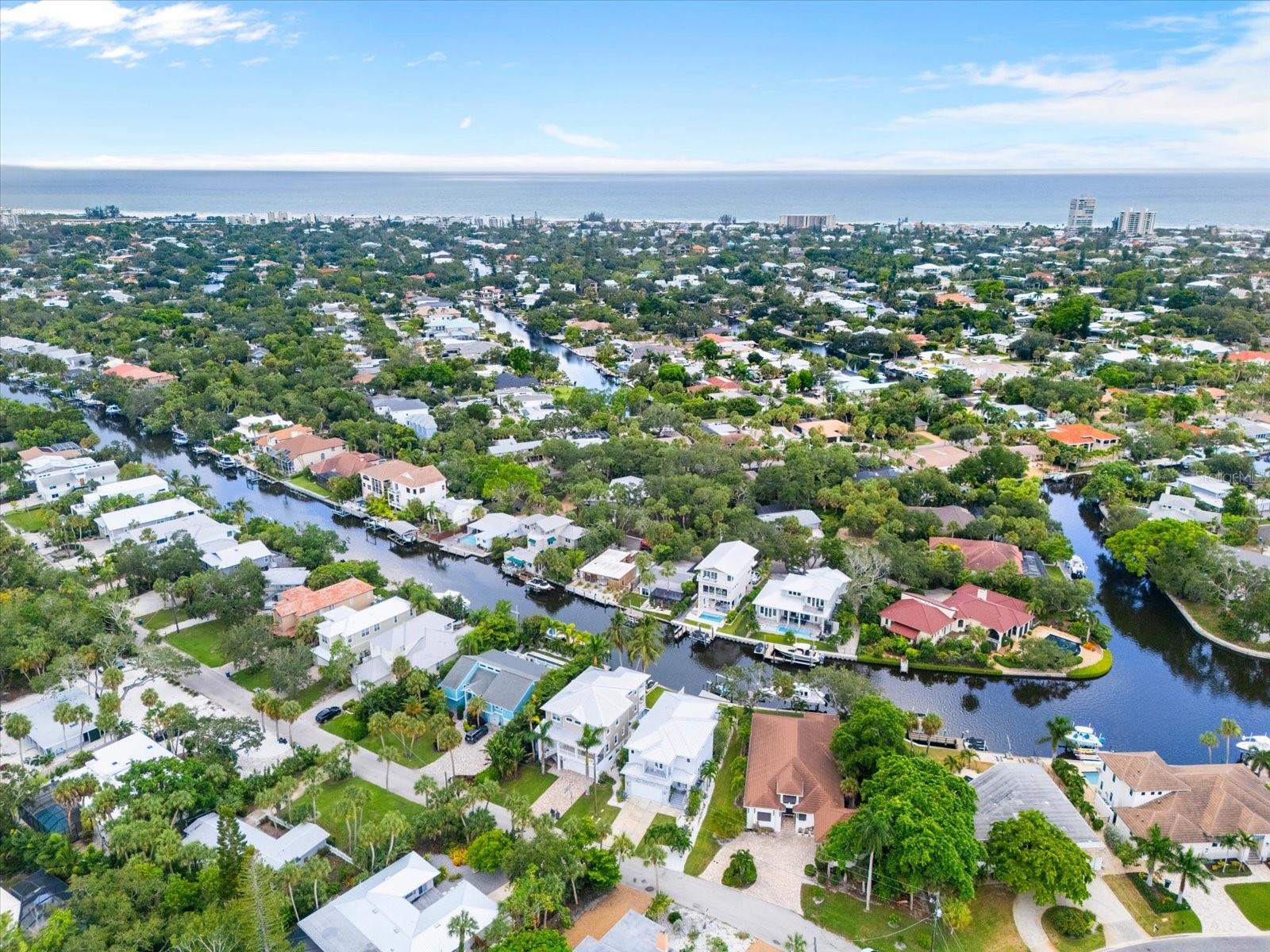 SIESTA BEACH - Residential