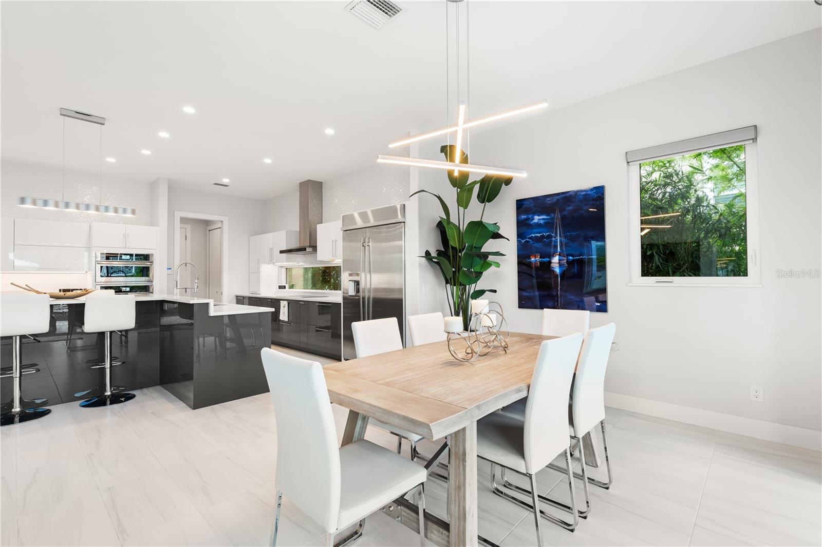 SIESTA BEACH - Residential