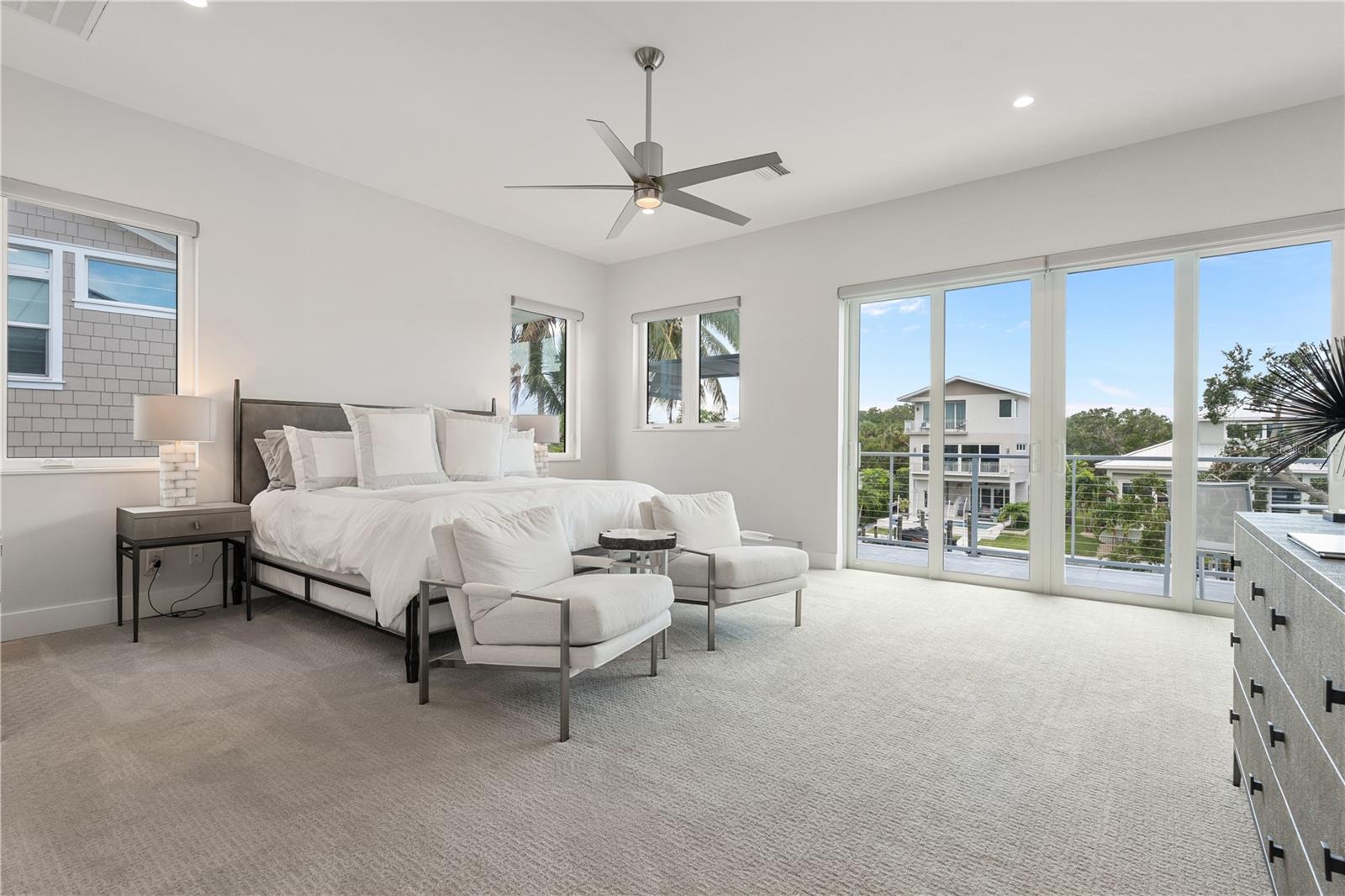 SIESTA BEACH - Residential