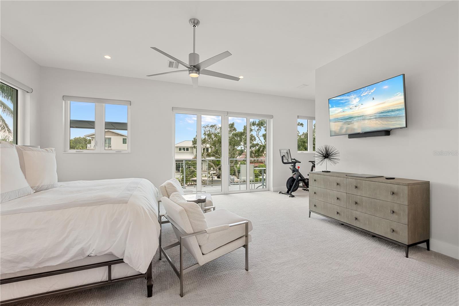 SIESTA BEACH - Residential