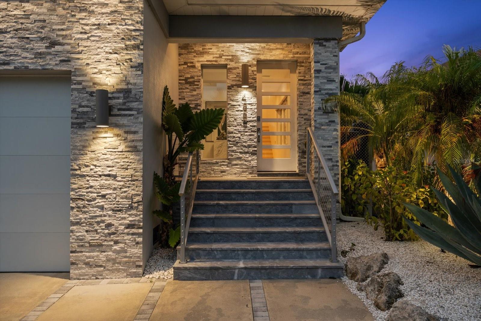 SIESTA BEACH - Residential