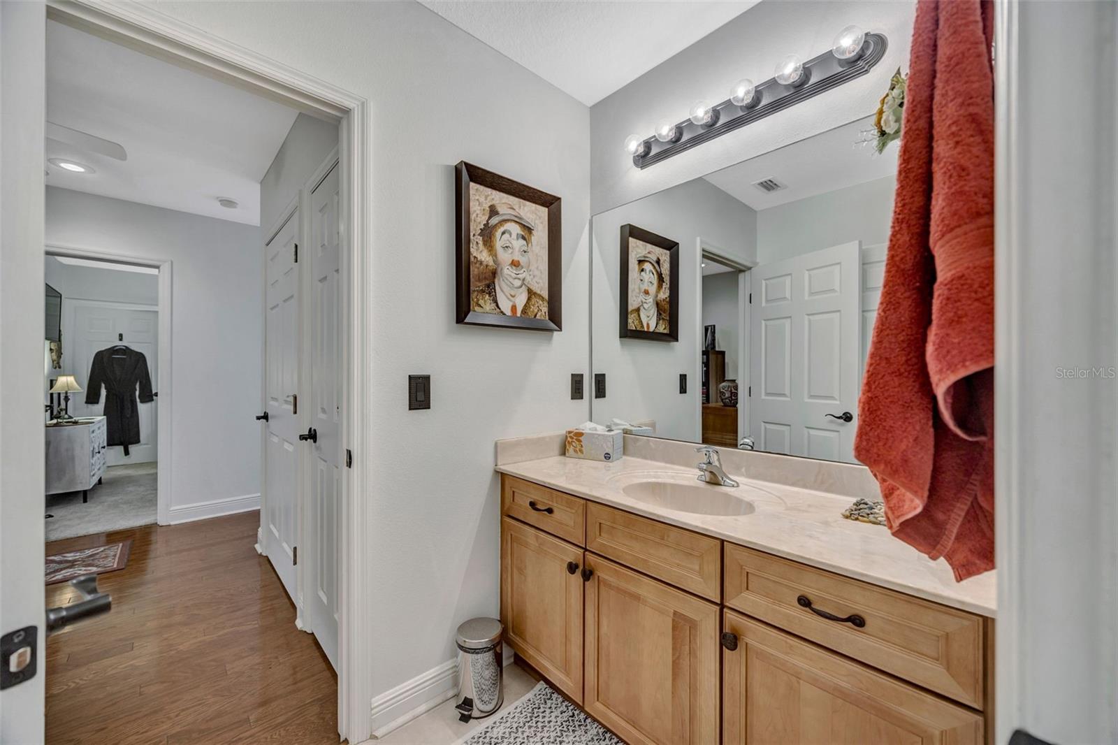 WELLINGTON M - Residential