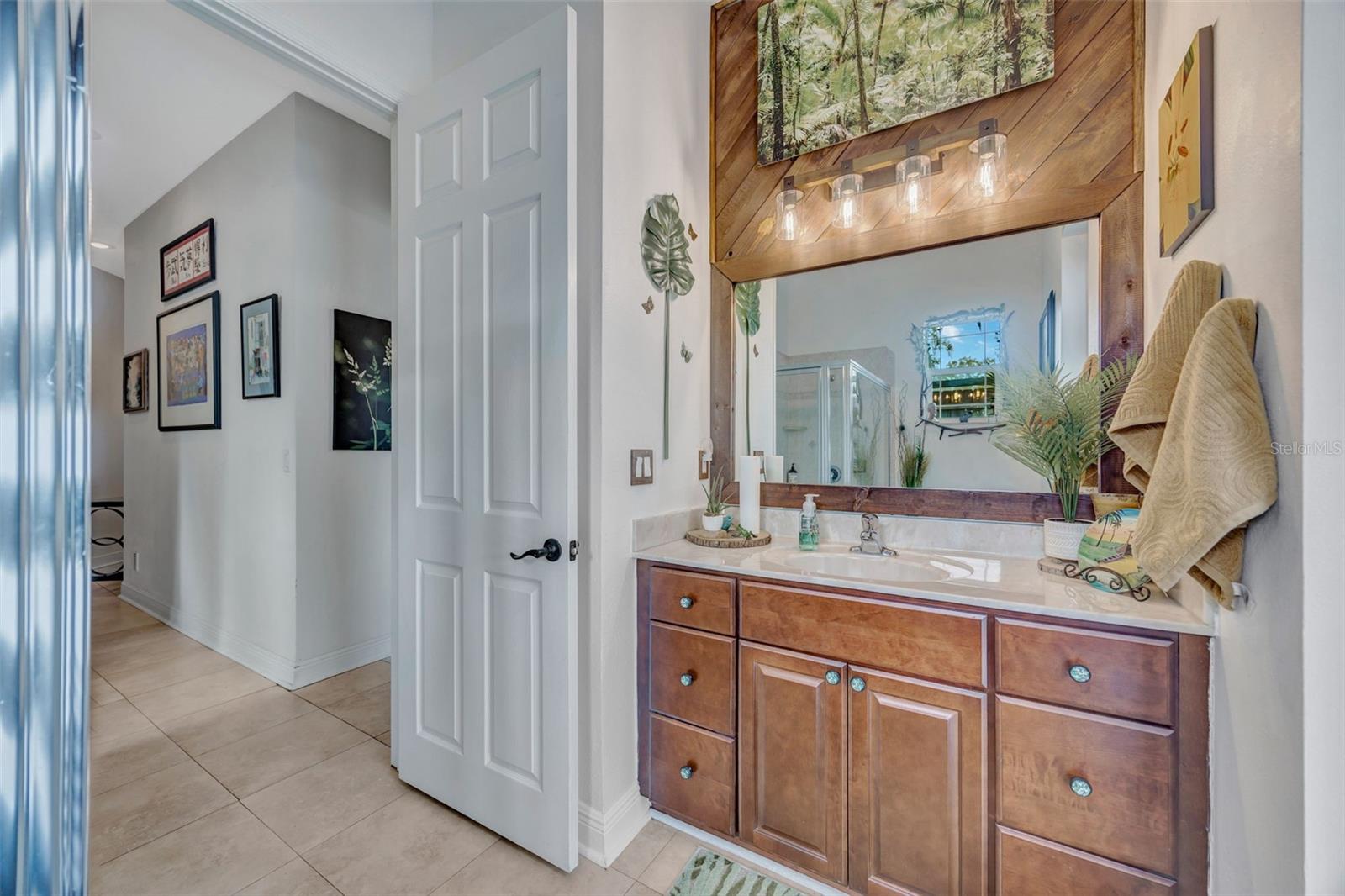 WELLINGTON M - Residential