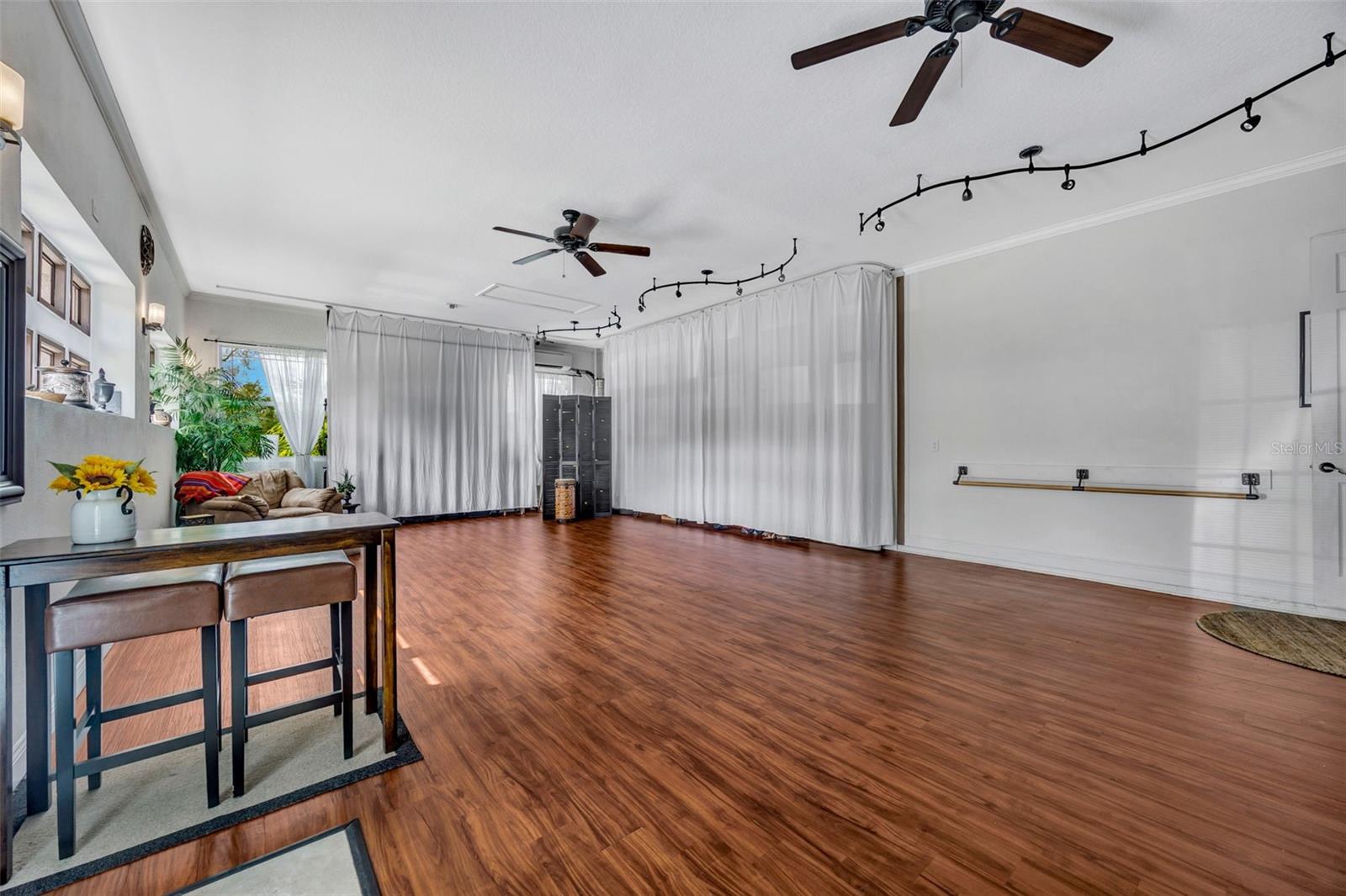 WELLINGTON M - Residential