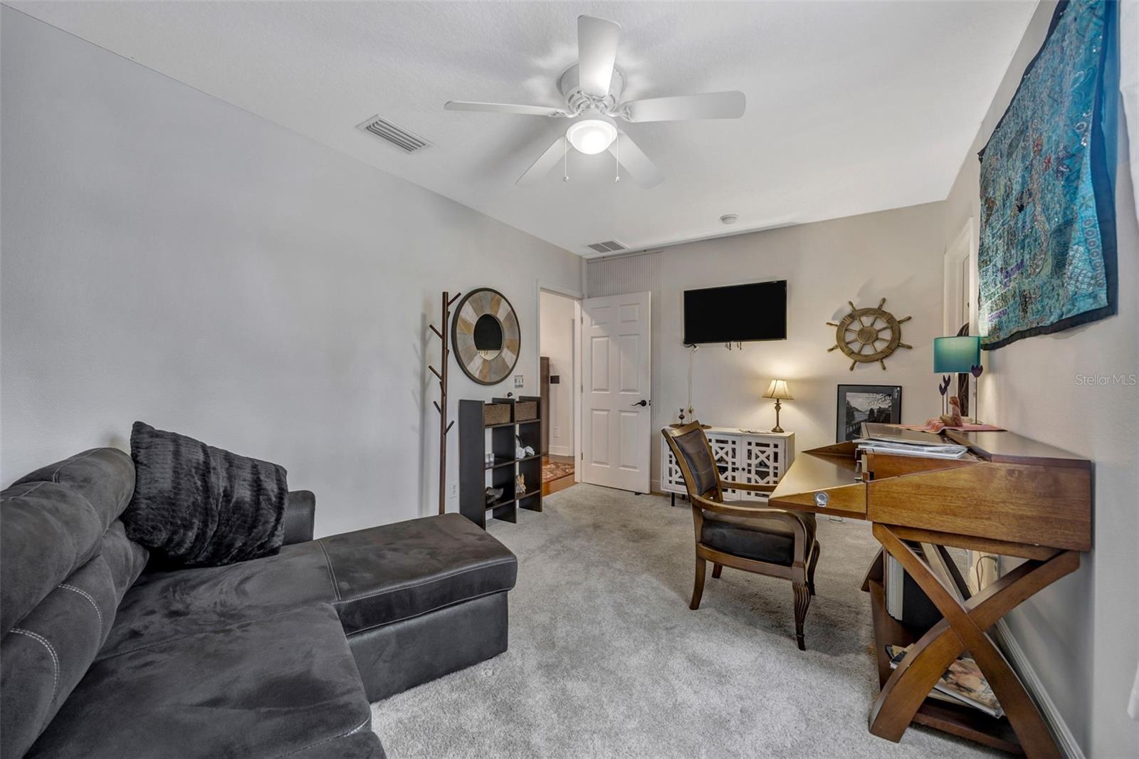 WELLINGTON M - Residential