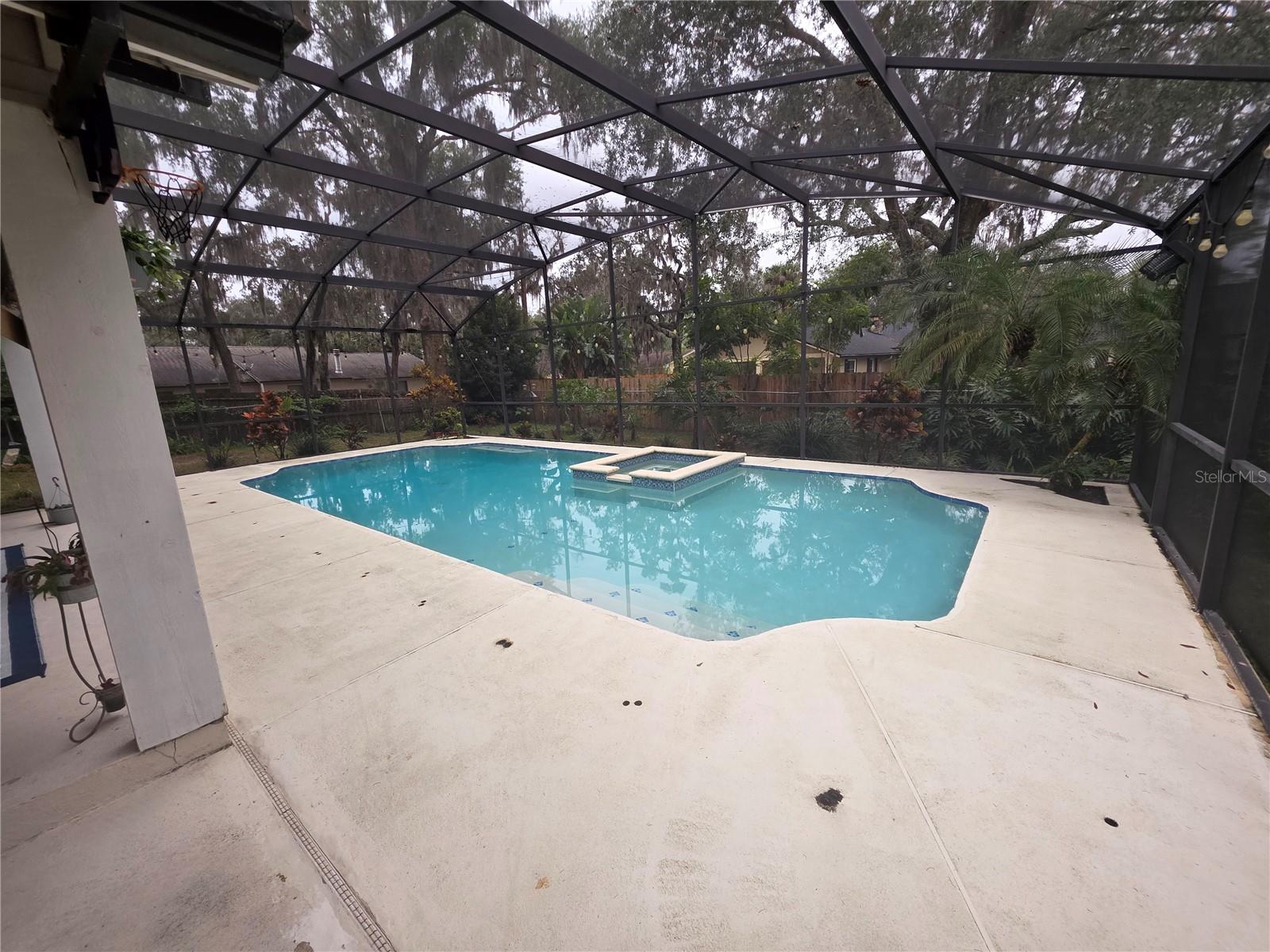 MEREDITH MANOR GENE GABLES SEC - Residential Lease