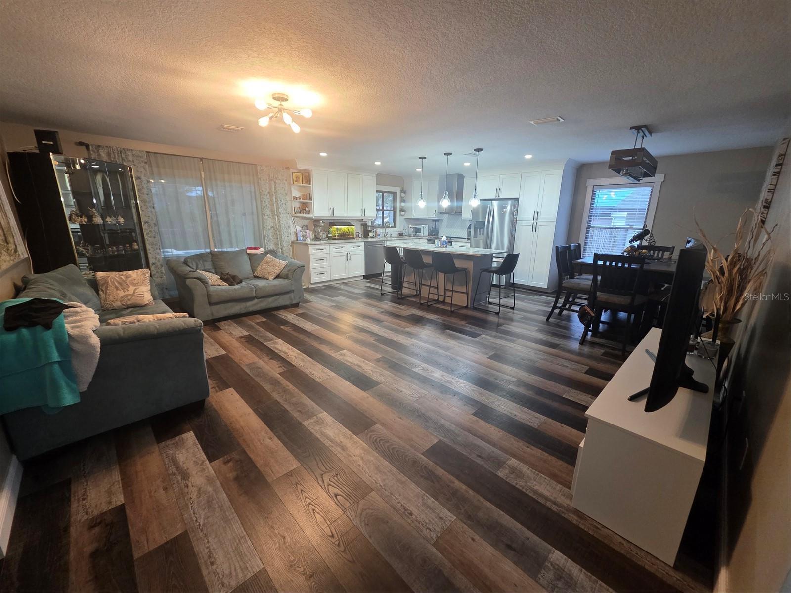 MEREDITH MANOR GENE GABLES SEC - Residential Lease