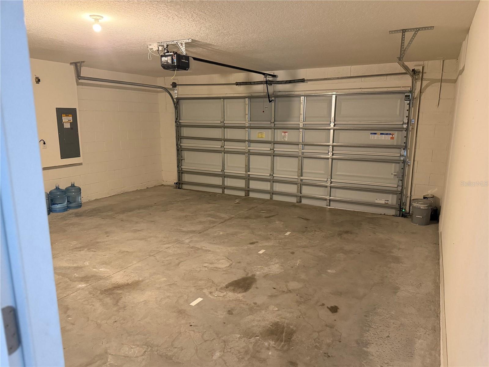 AUTUMN GLEN PH 1 - Residential Lease