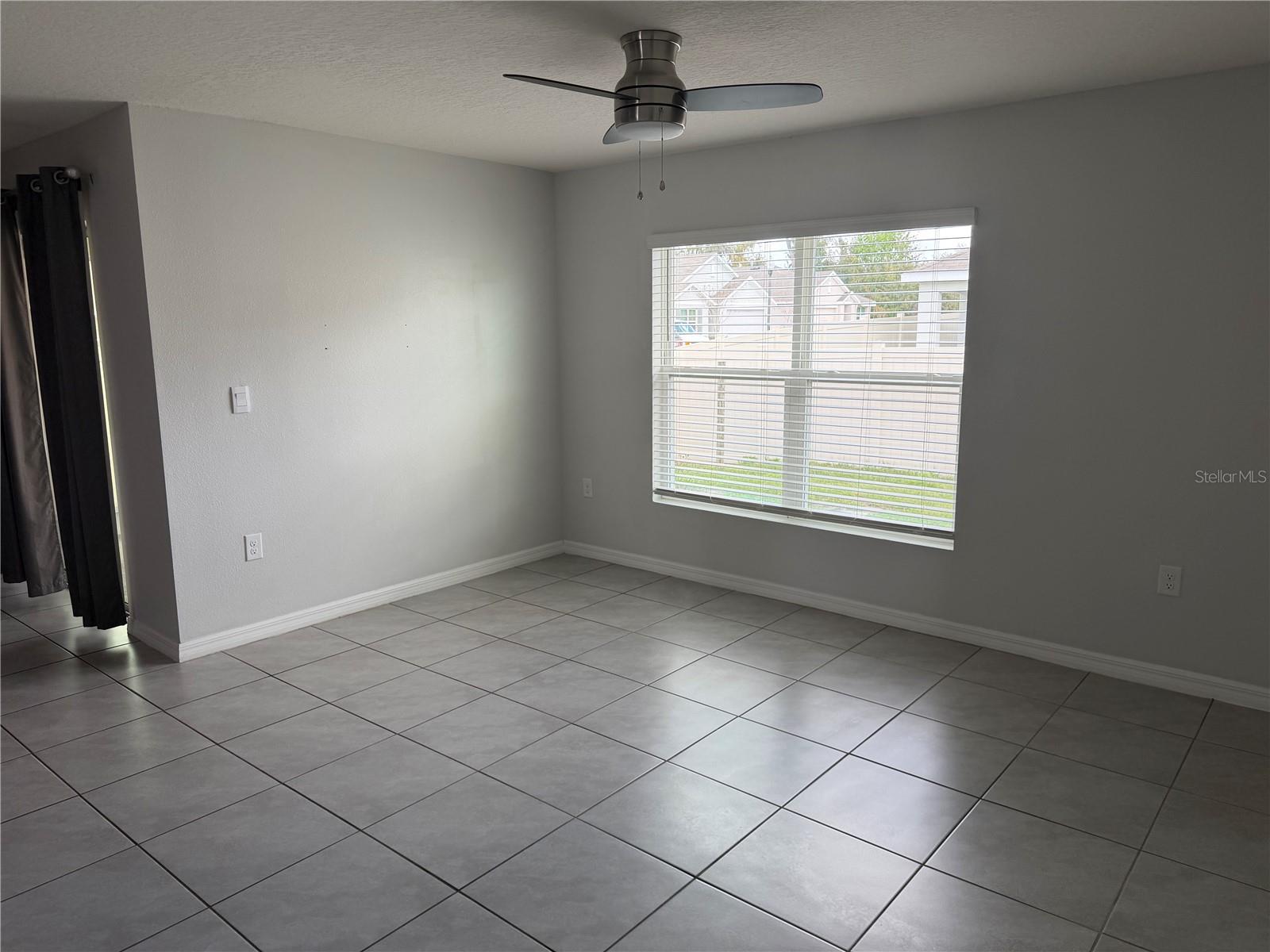 AUTUMN GLEN PH 1 - Residential Lease