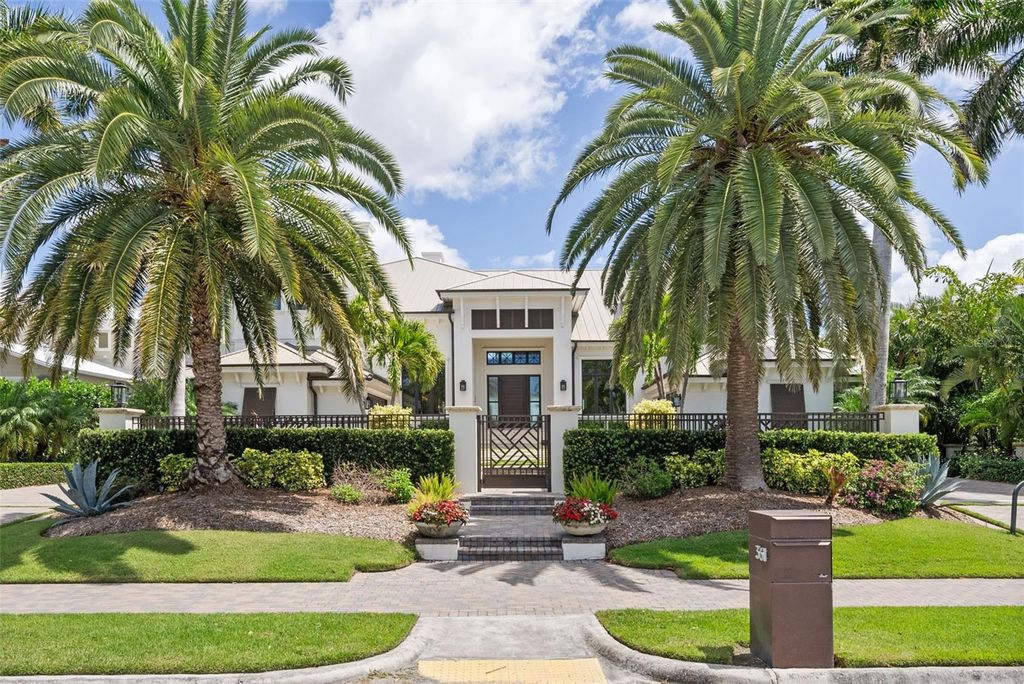 Photo of 361 S Blvd Of The Presidents, Sarasota, FL 34236 (MLS # A4689343)