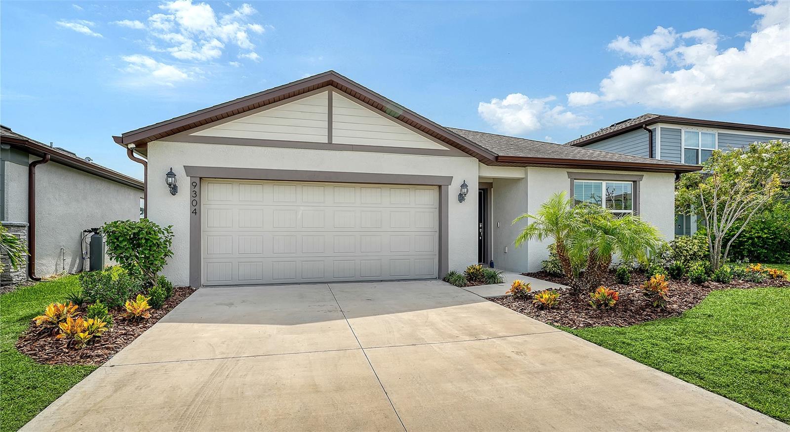 9304 ROYAL RIVER CIRCLE
